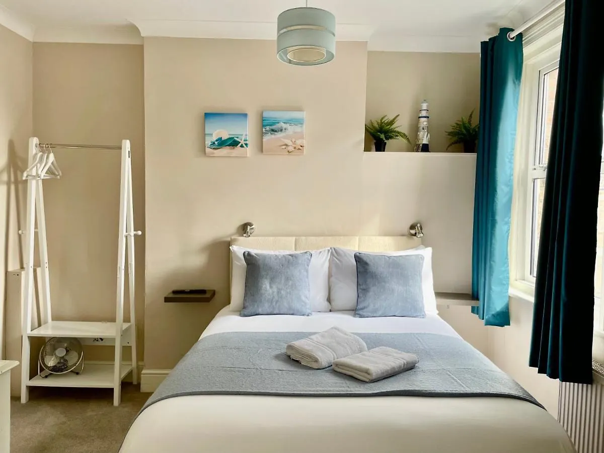 Guest house The Hedley Townhouse