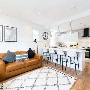  Apartment Urban Soul